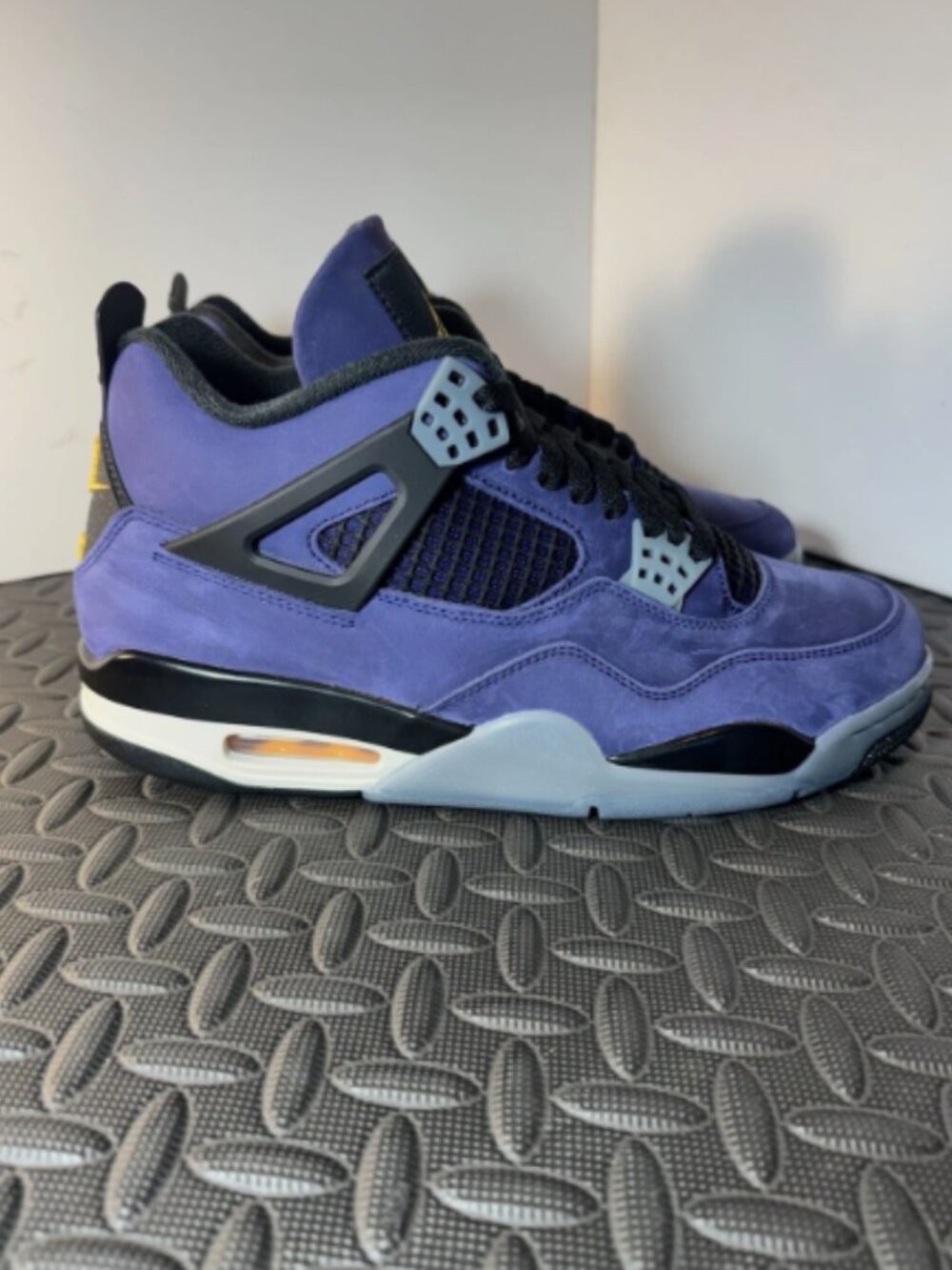 Air Jordan 4 Retro Lakers - Imperial Purple